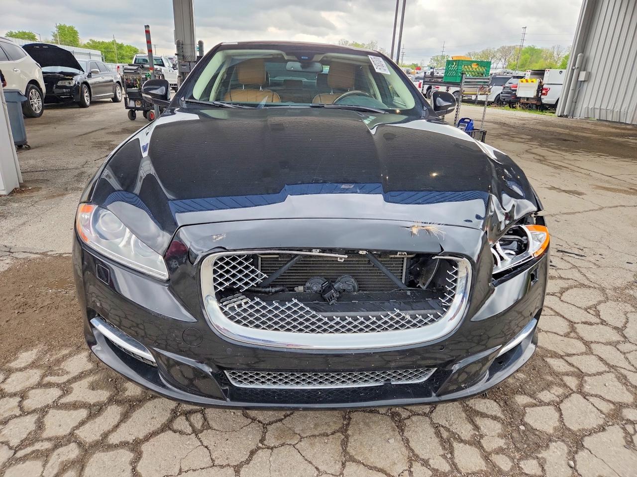 2014 JAGUAR XJ — фото 5