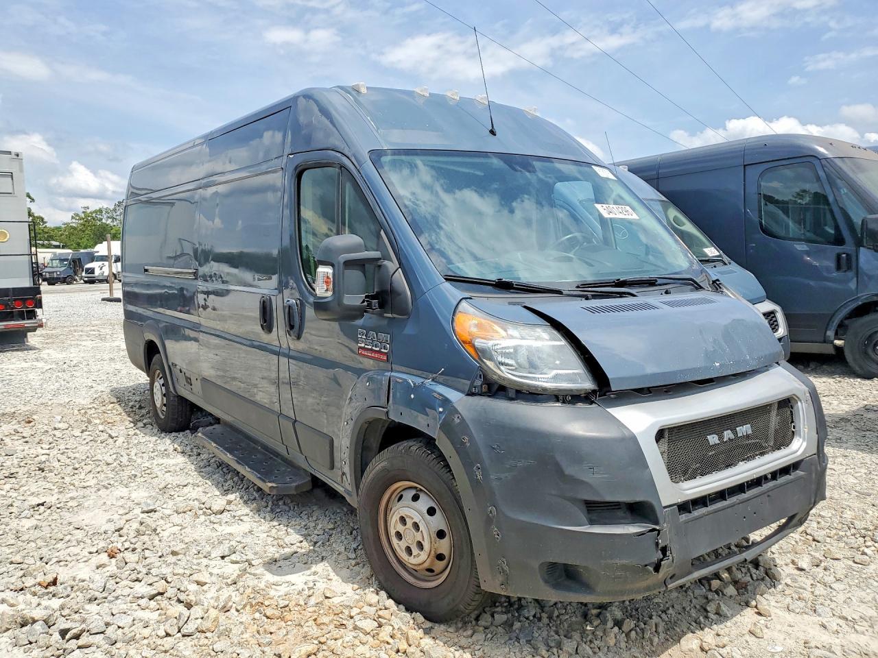 RAM PROMASTER 3500