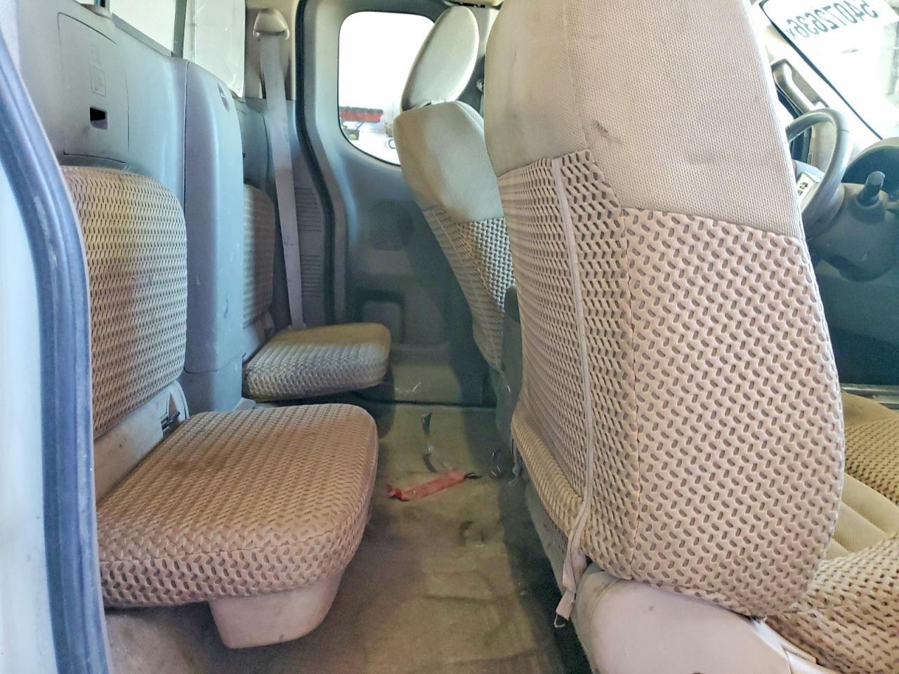 NISSAN FRONTIER
