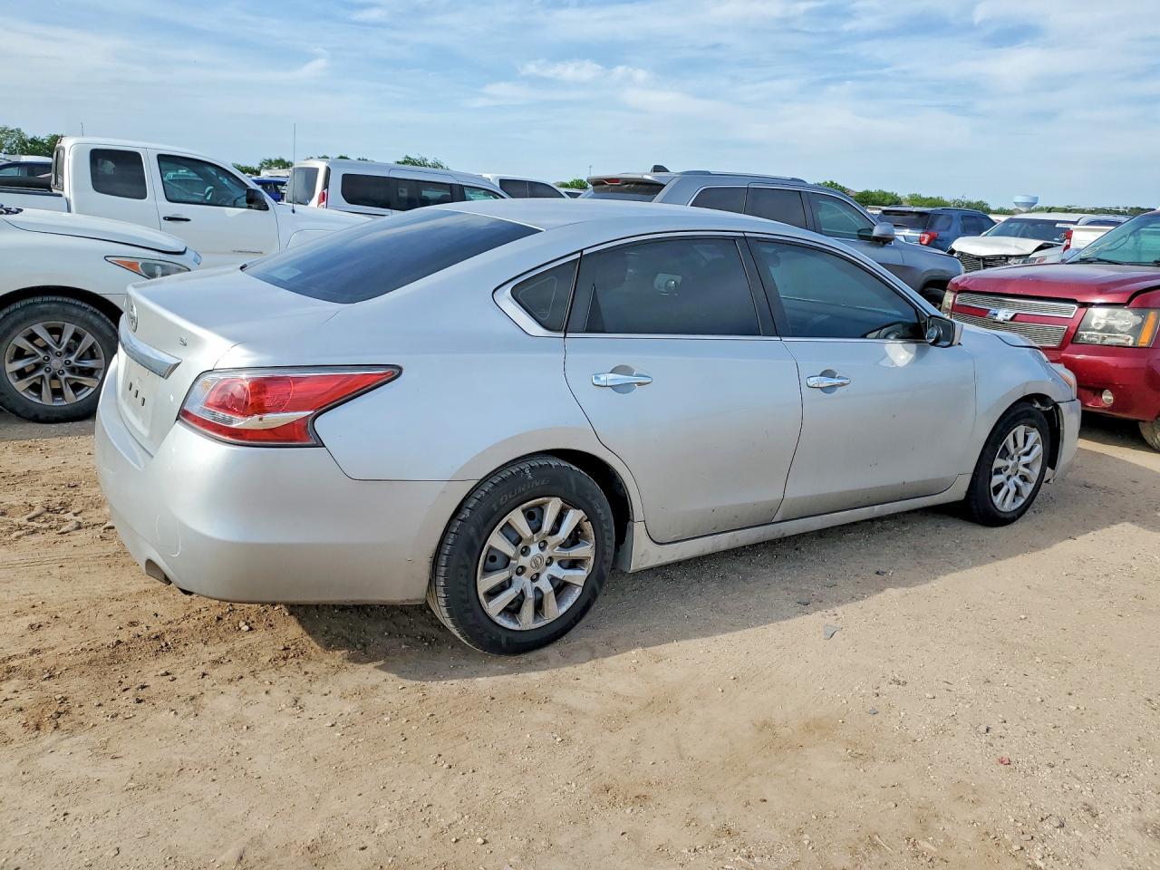 2015 NISSAN ALTIMA — фото 3