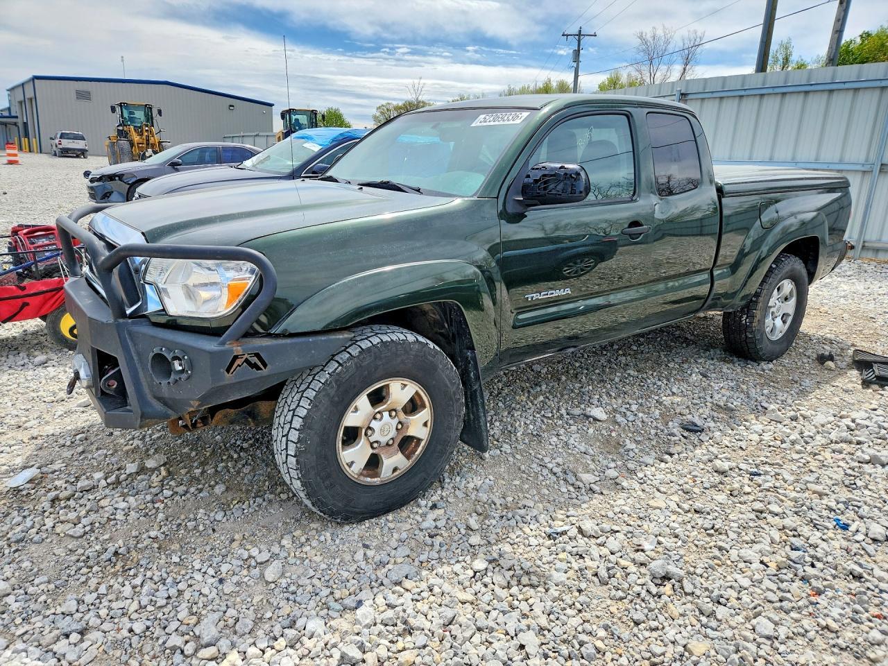 TOYOTA TACOMA