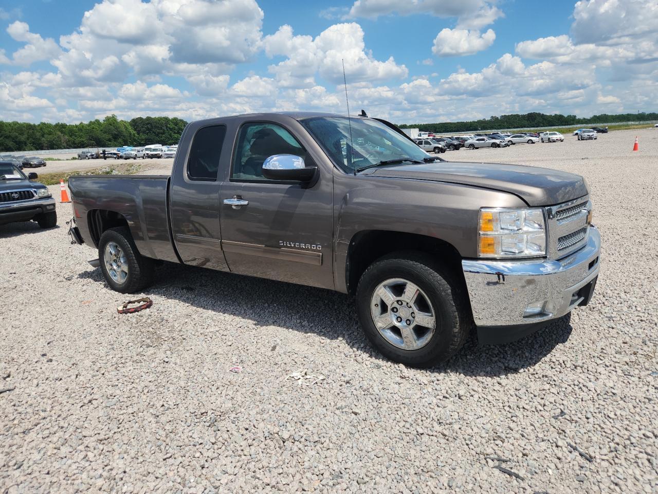 2012 CHEVROLET SILVERADO 1500 — фото 4