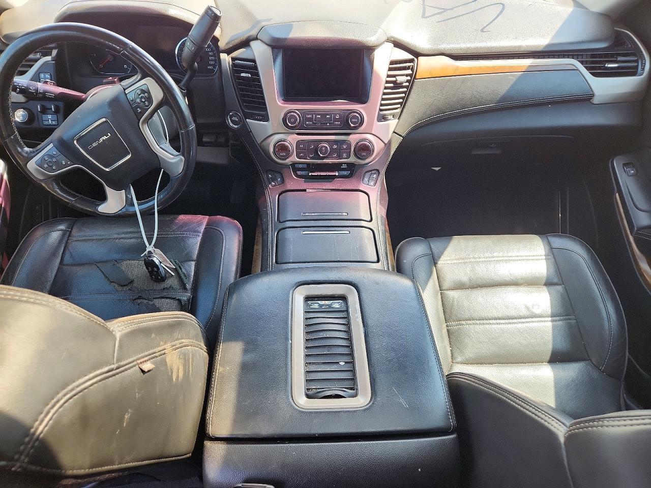 GMC YUKON
