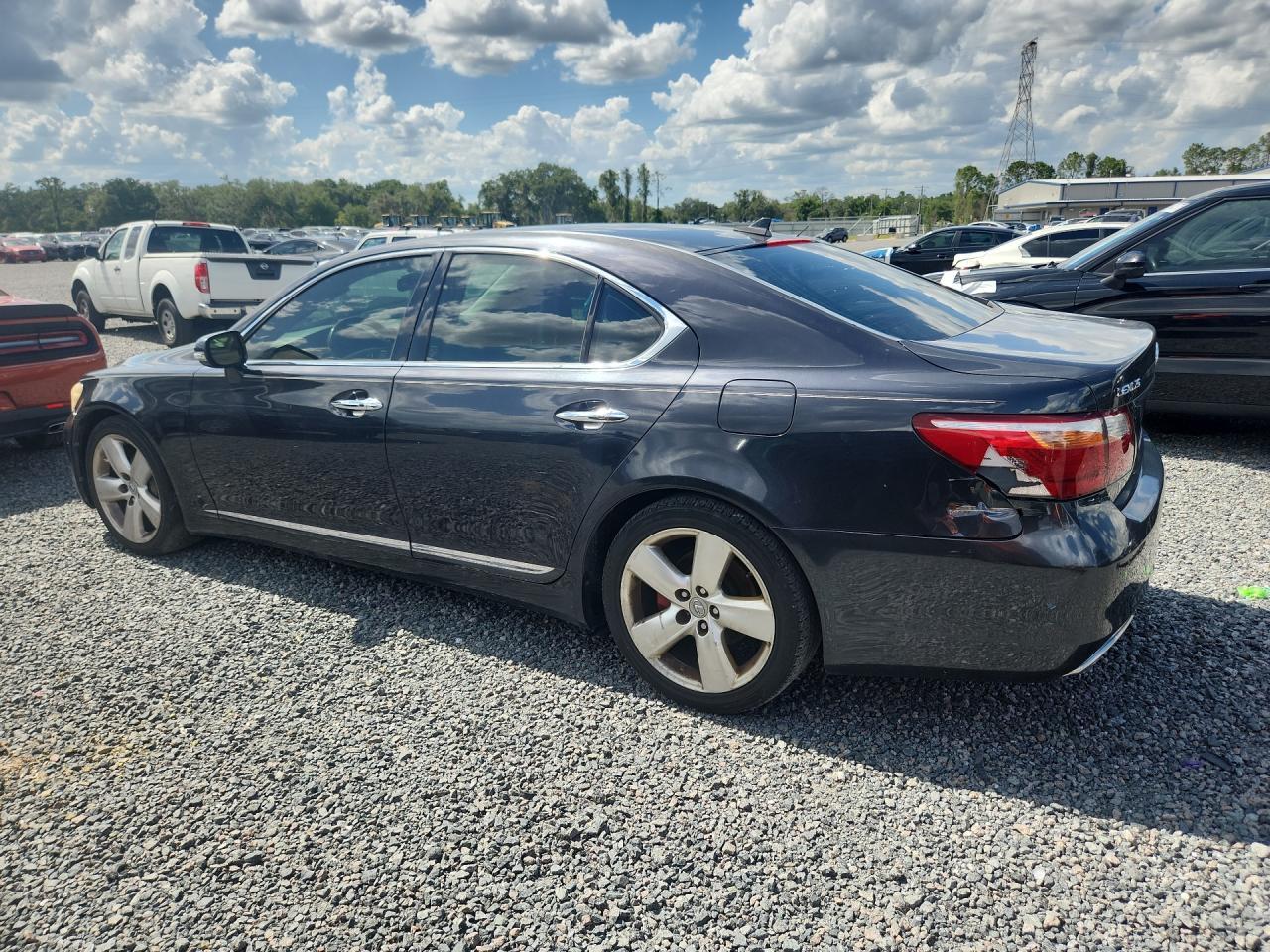 LEXUS LS 460