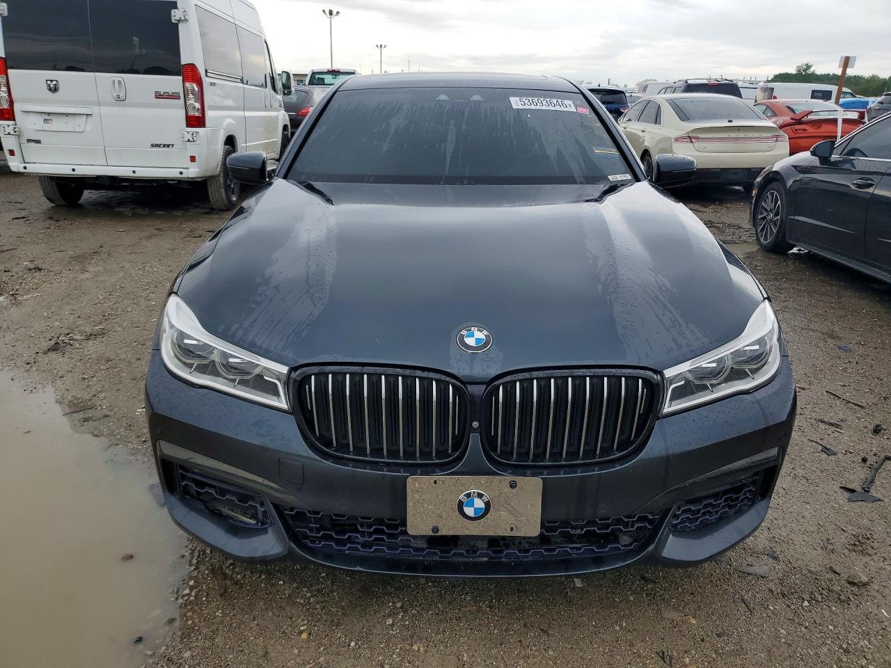 BMW 7 SERIES