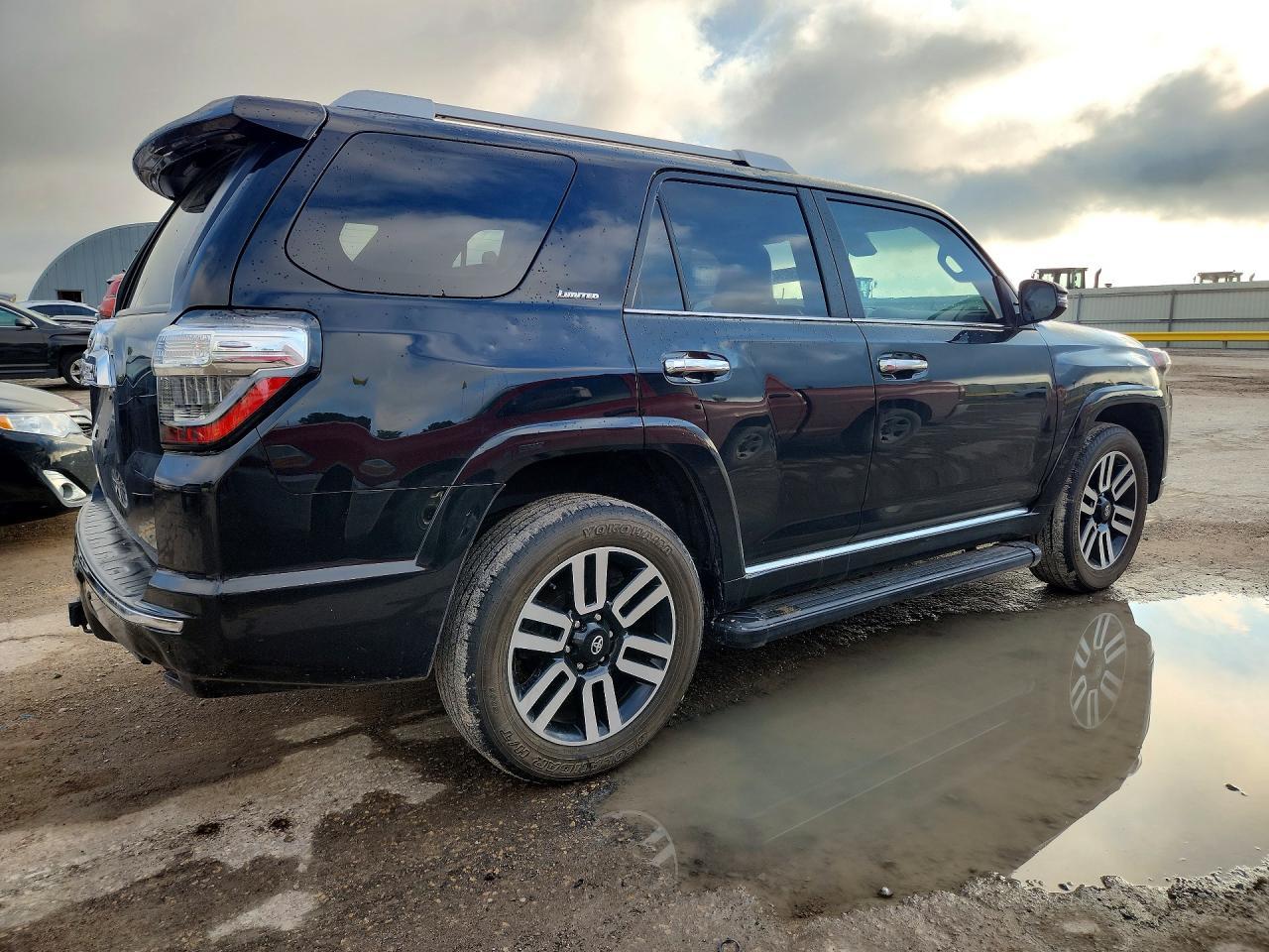 2022 TOYOTA 4RUNNER — фото 3