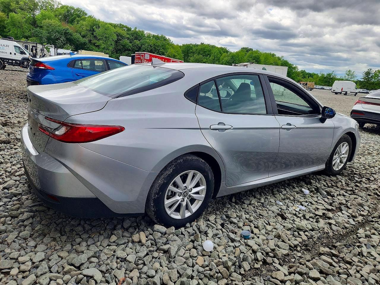 2025 TOYOTA CAMRY HYBRID — фото 3