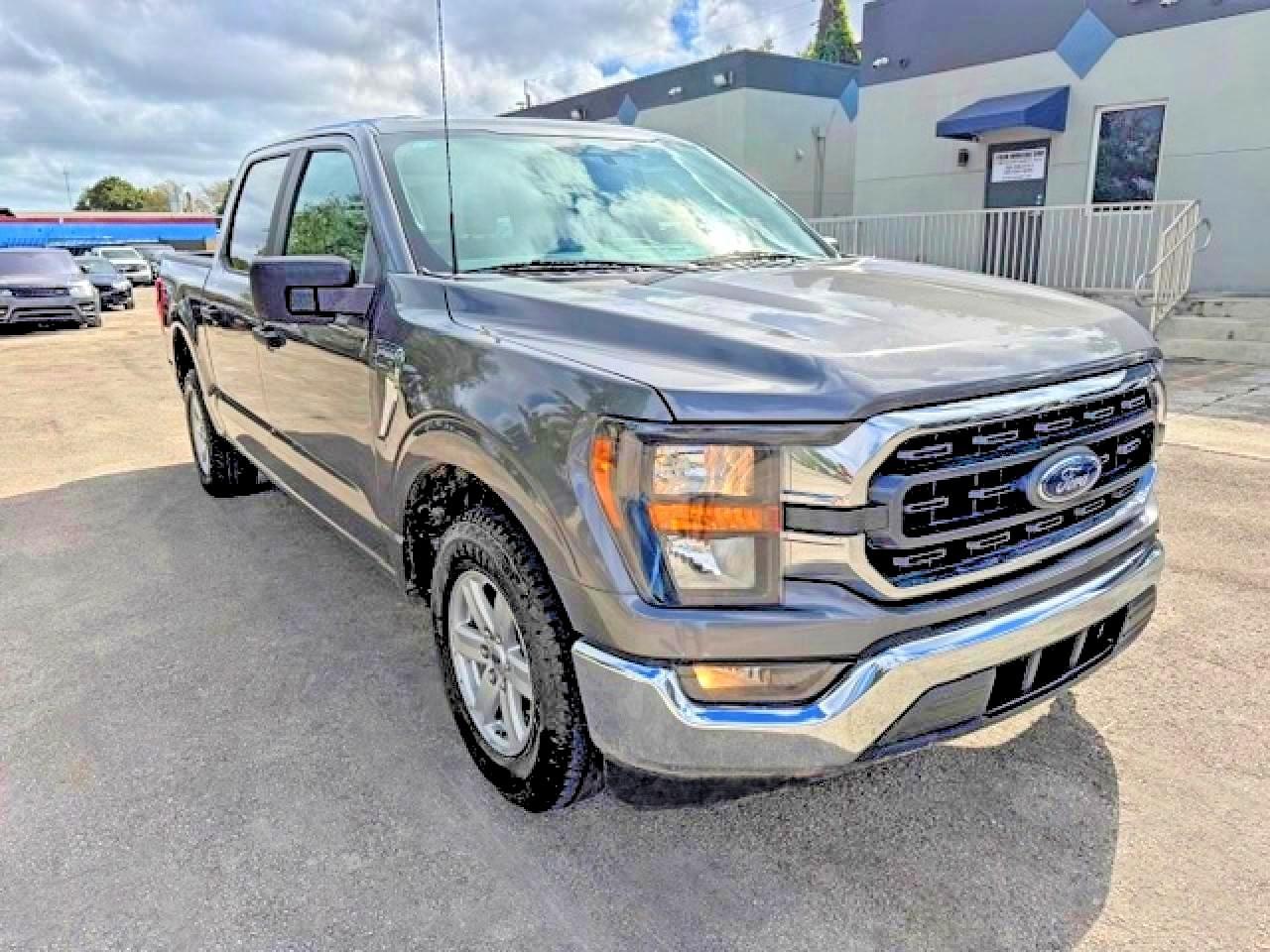 FORD F-150