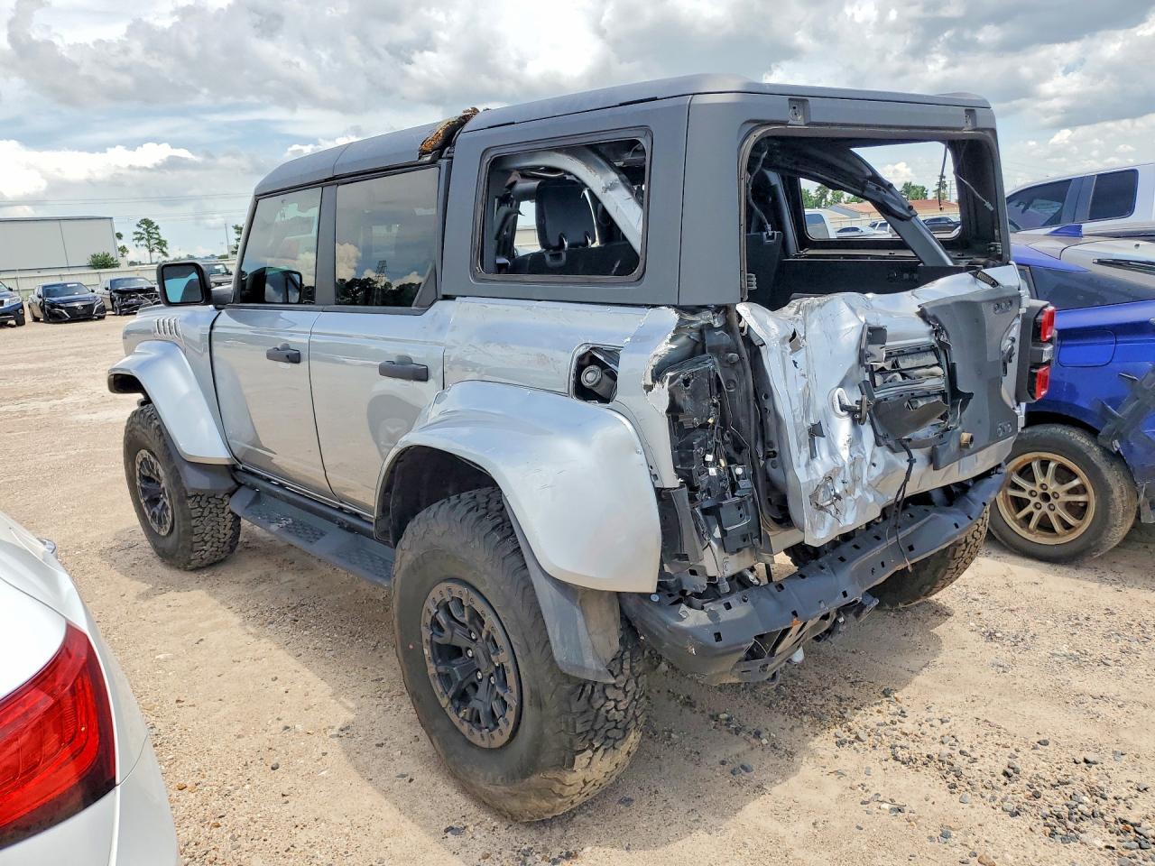 FORD BRONCO