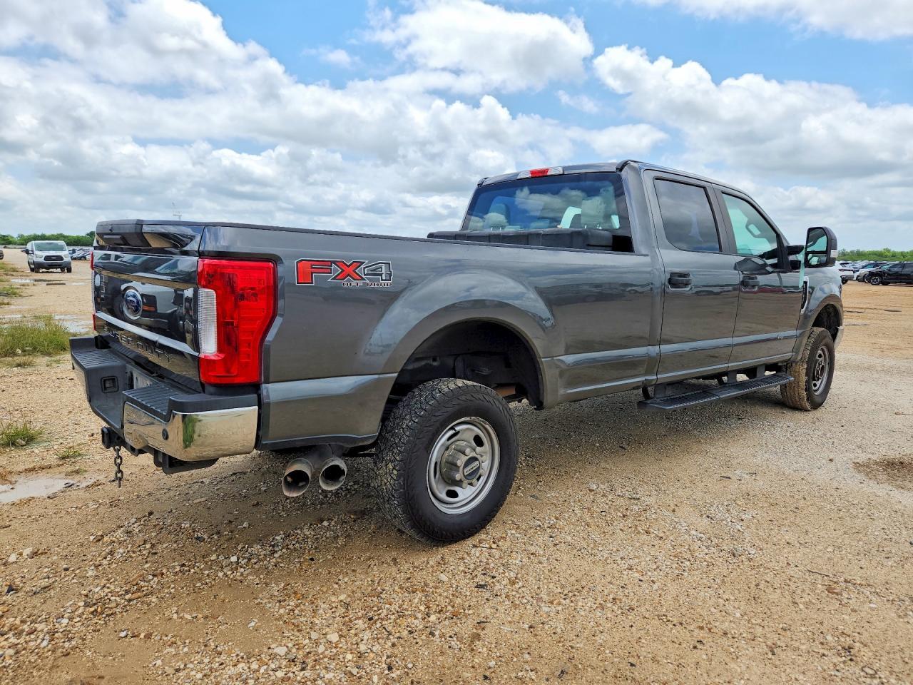 2019 FORD F-350 — фото 3