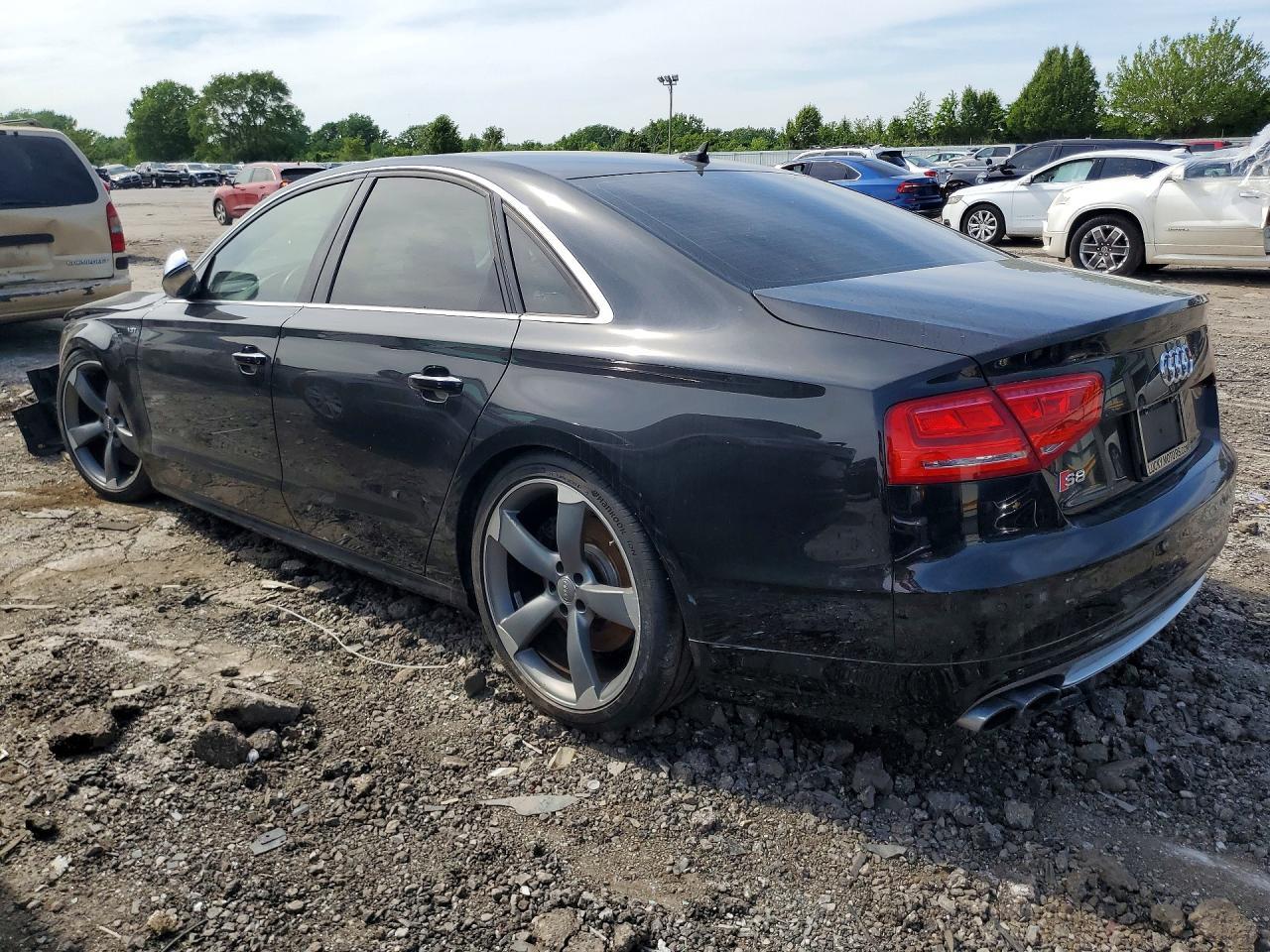 2014 AUDI S8 — фото 2