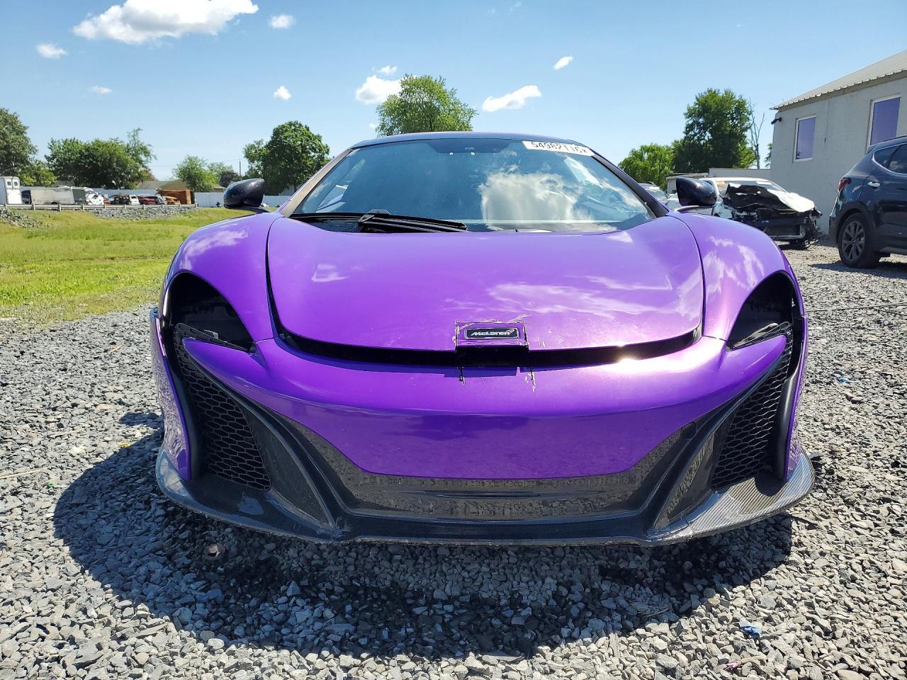 MCLAREN 650S
