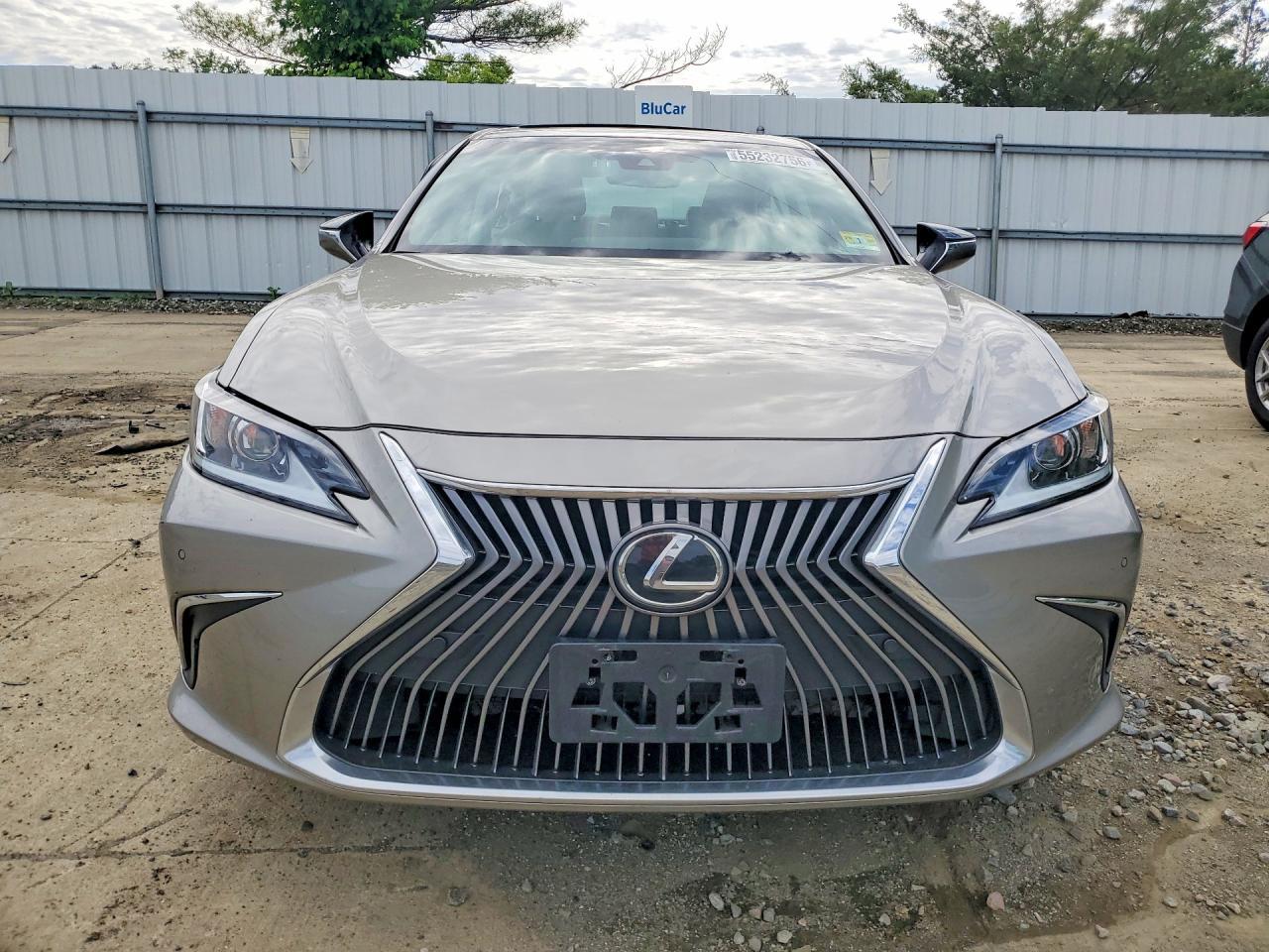 2021 LEXUS ES 250 — фото 5