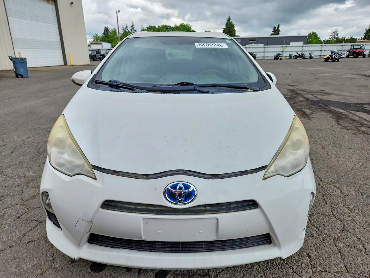2013 TOYOTA PRIUS C — фото 5