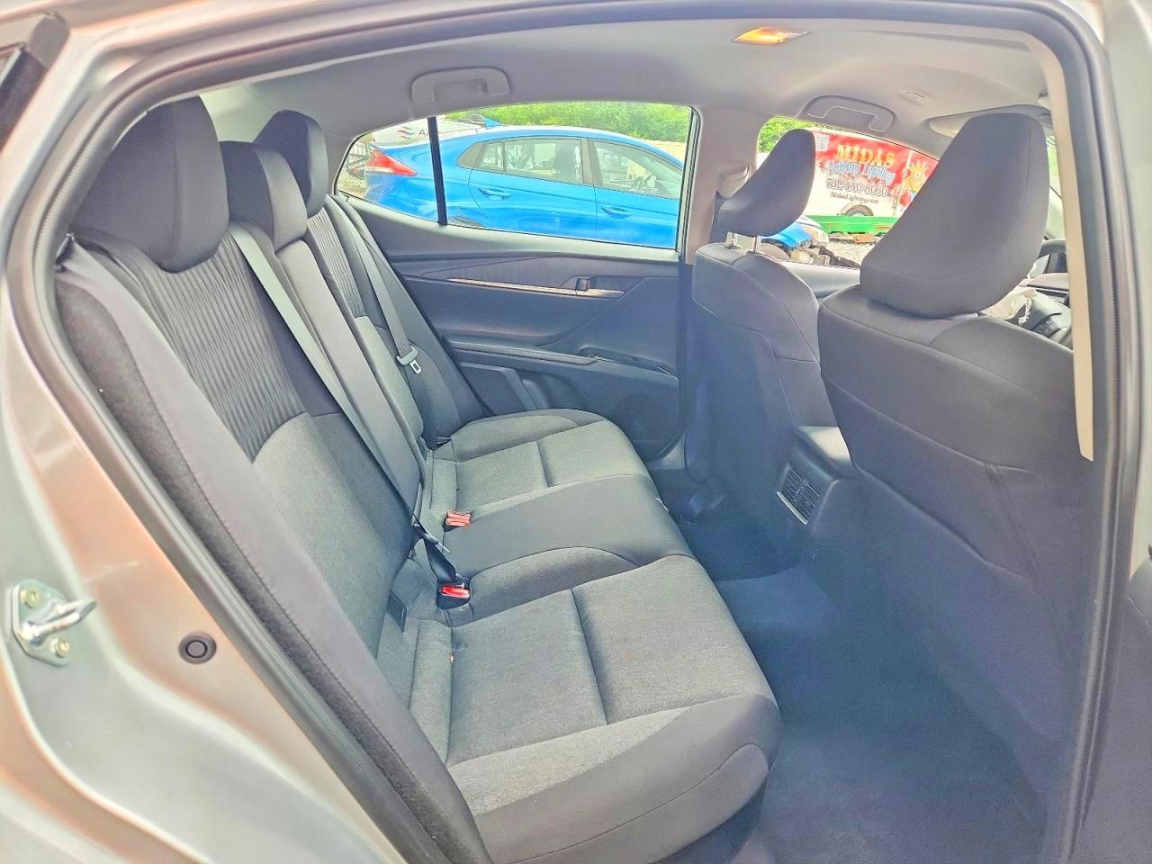 2025 TOYOTA CAMRY HYBRID — фото 10