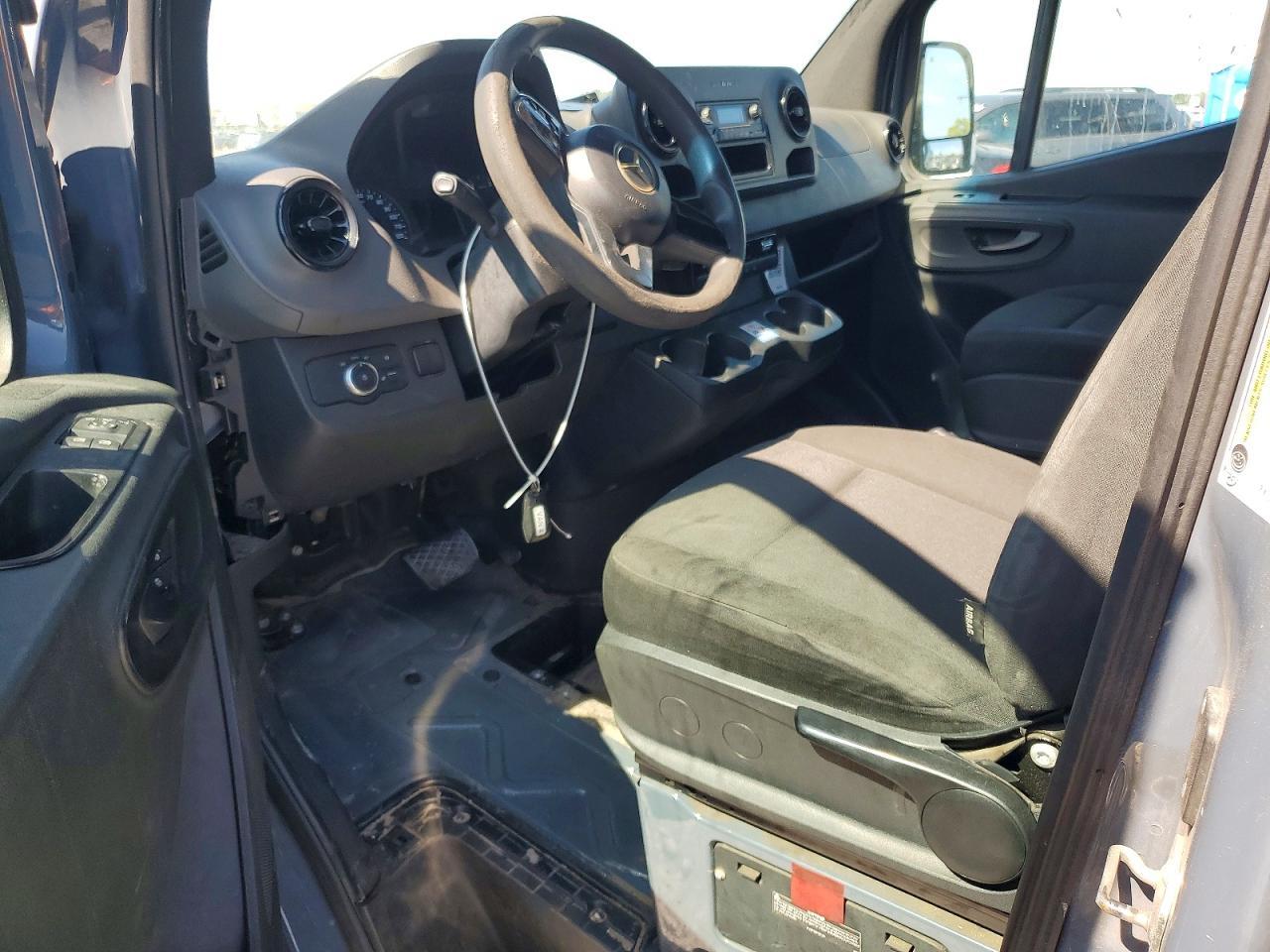 MERCEDES-BENZ SPRINTER