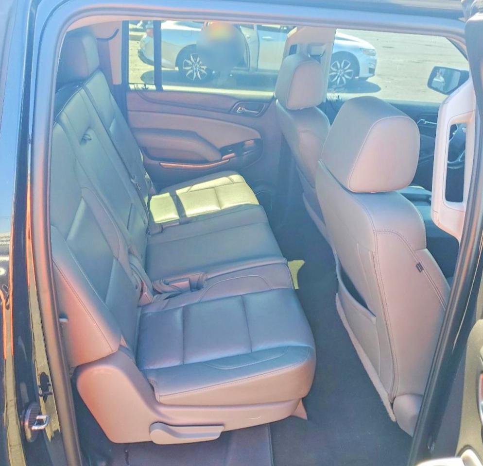 CHEVROLET SUBURBAN