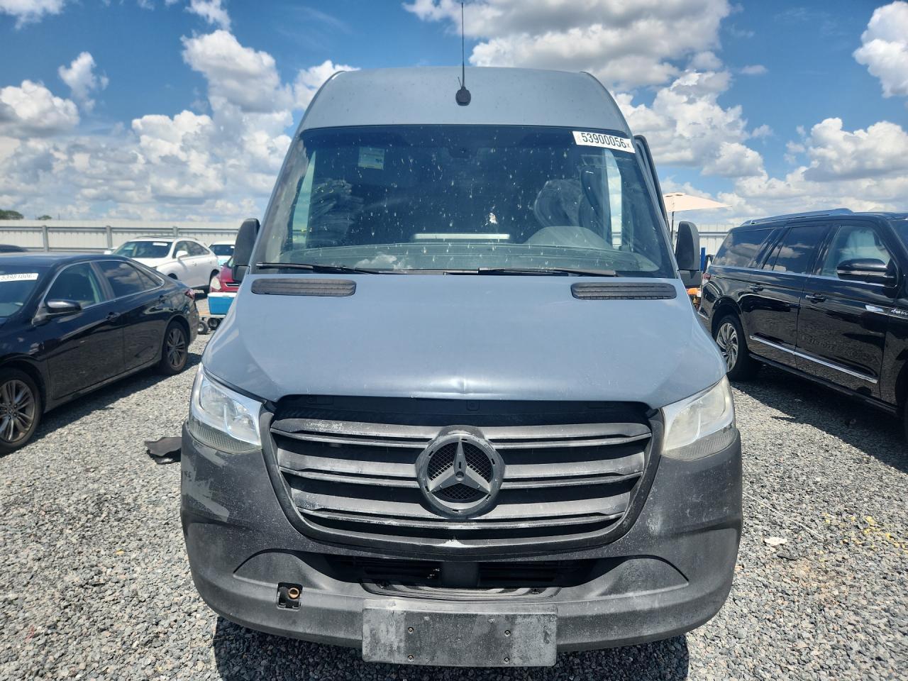 MERCEDES-BENZ SPRINTER