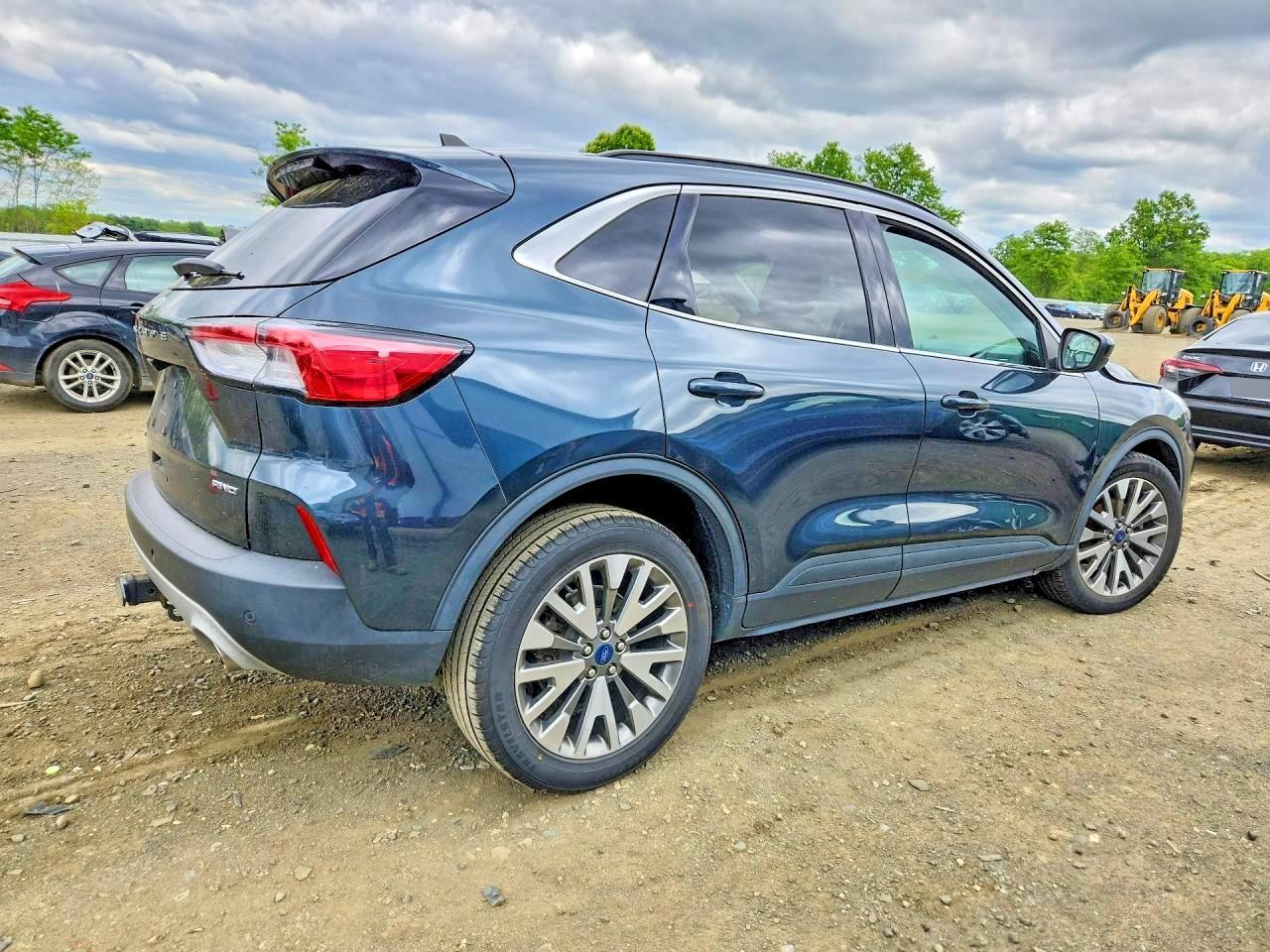 FORD ESCAPE