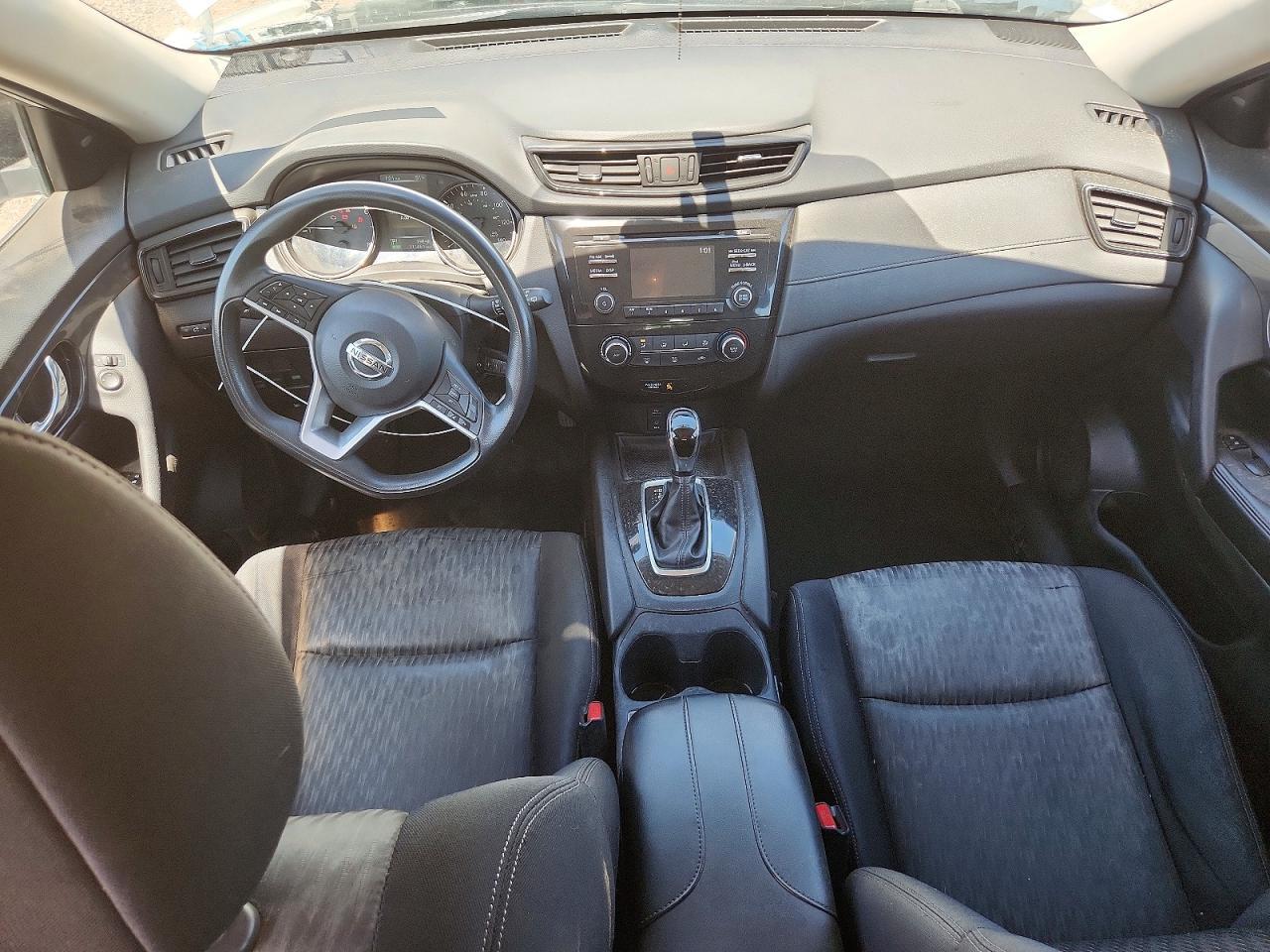 2017 NISSAN ROGUE — фото 8