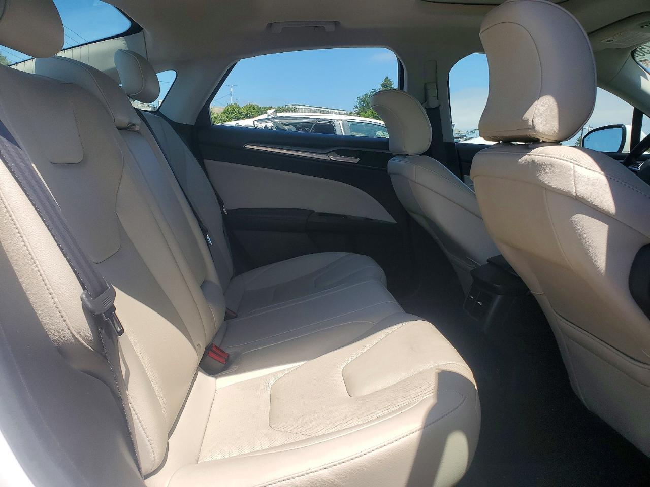 FORD FUSION HYBRID