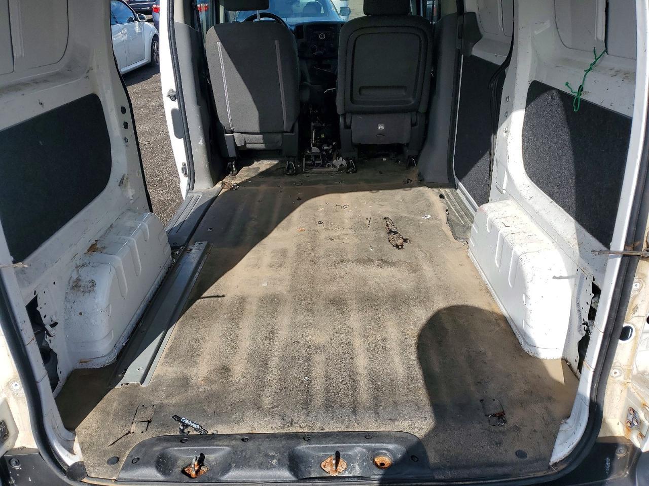 NISSAN NV200