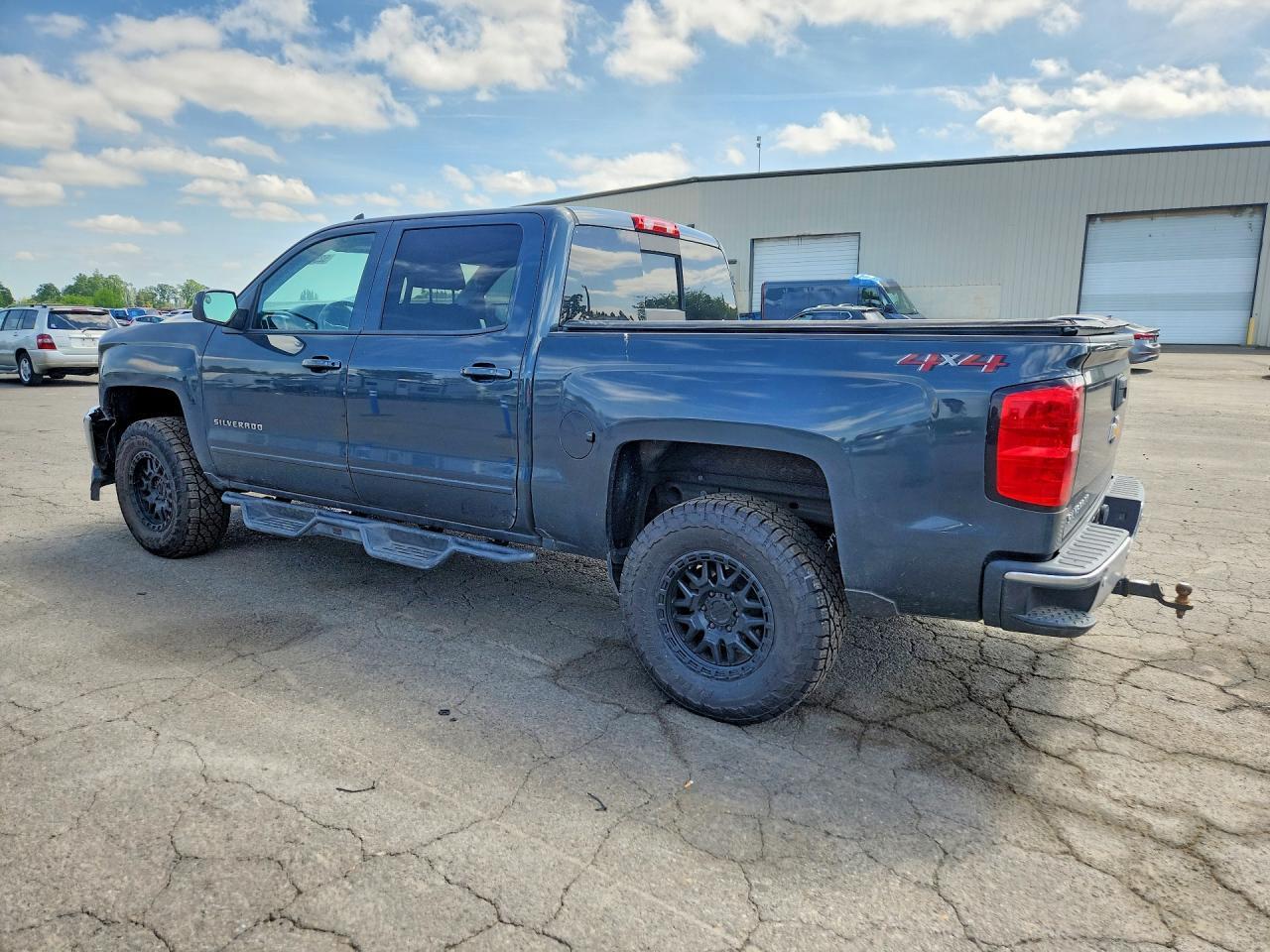 2018 CHEVROLET SILVERADO 1500 — фото 2