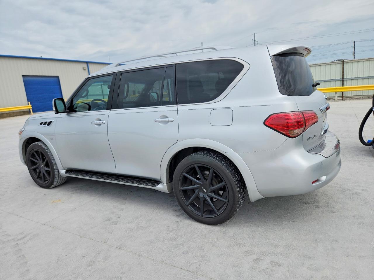 INFINITI QX80