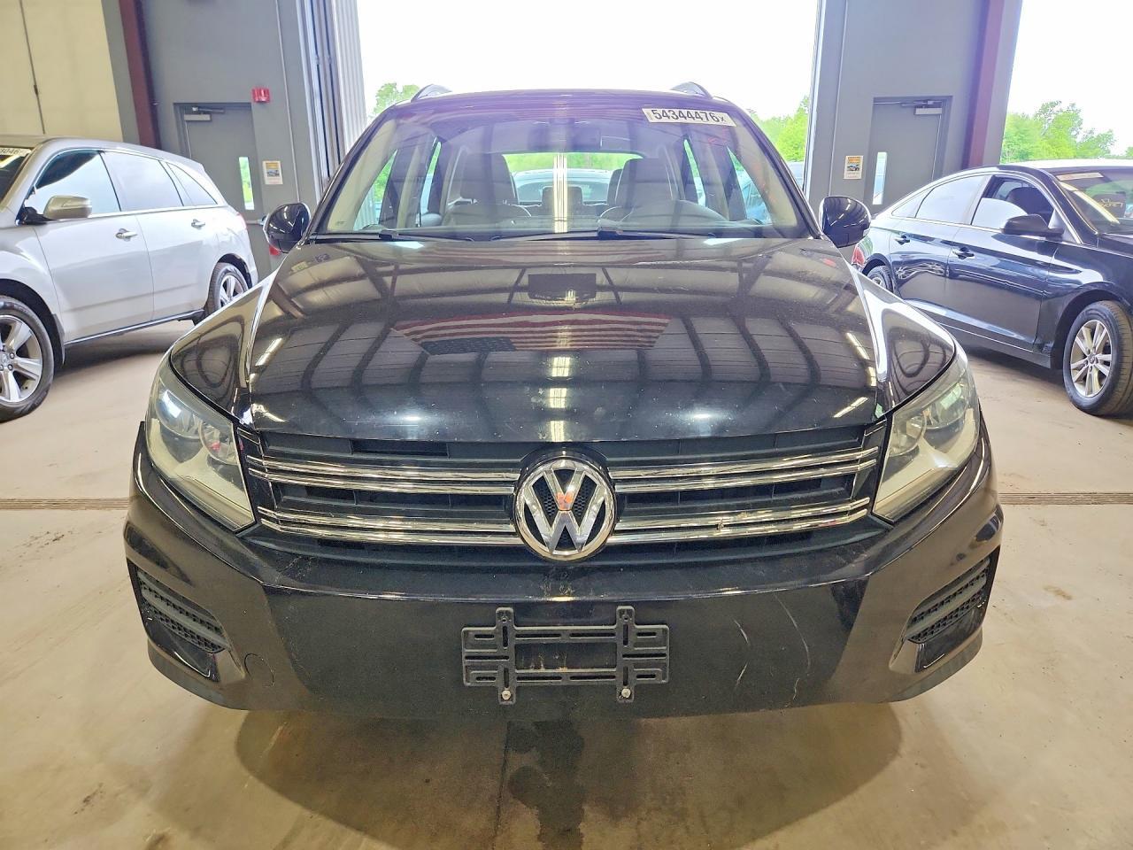 2017 VOLKSWAGEN TIGUAN — фото 5
