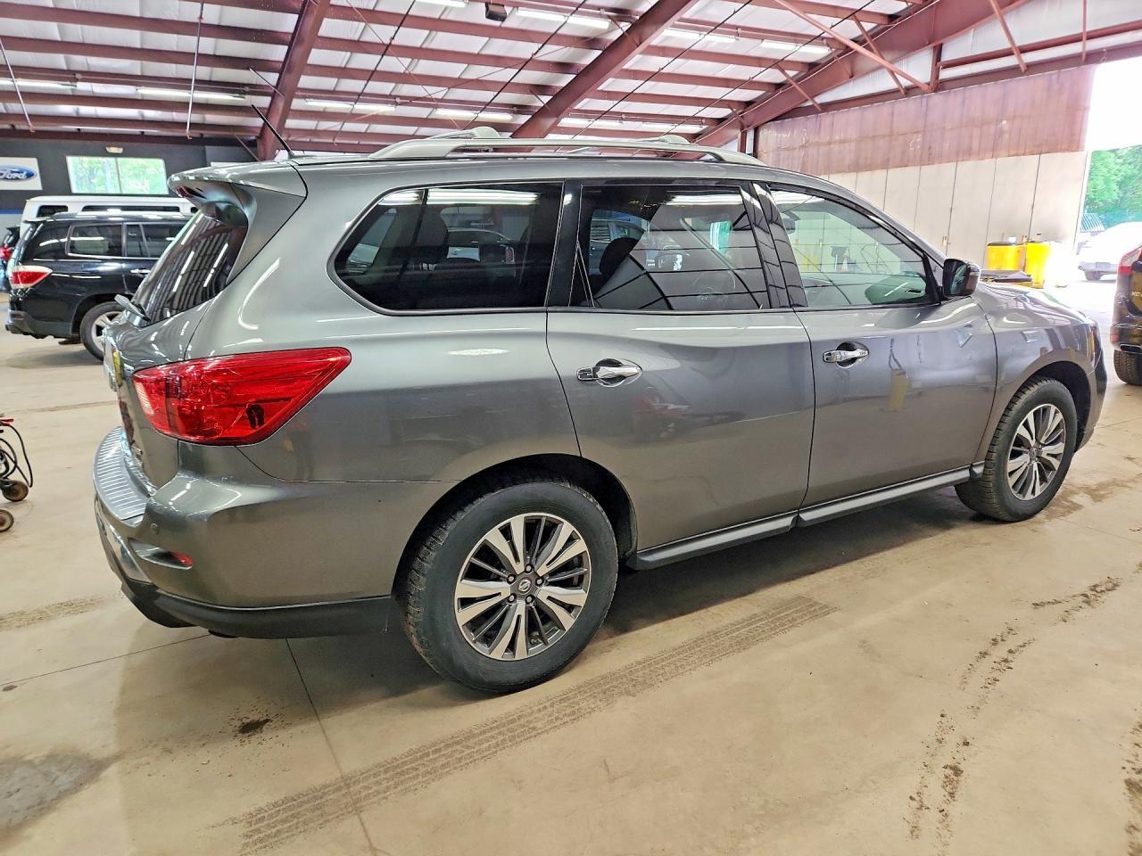 2018 NISSAN PATHFINDER — фото 3