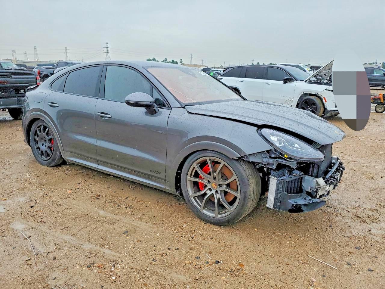 PORSCHE CAYENNE COUPE