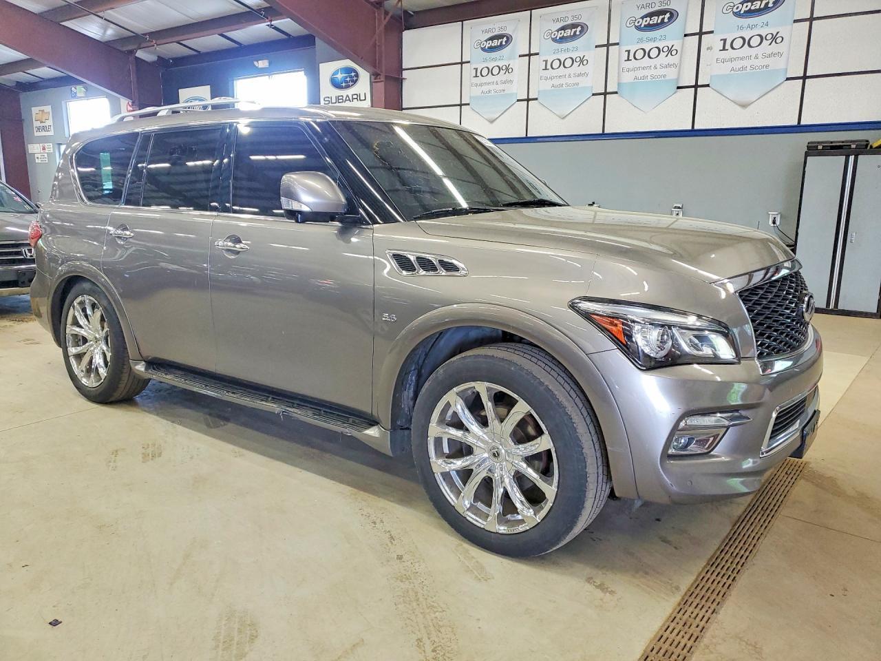 2017 INFINITI QX80 — фото 4