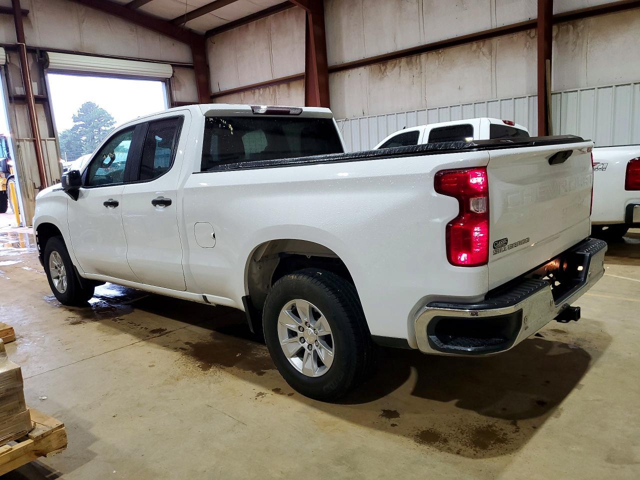 CHEVROLET SILVERADO