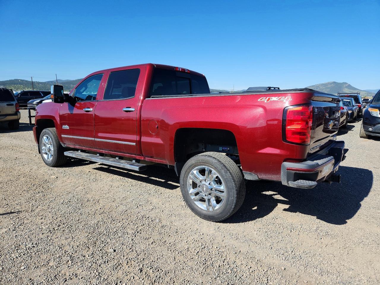 2015 CHEVROLET SILVERADO 2500 — фото 2