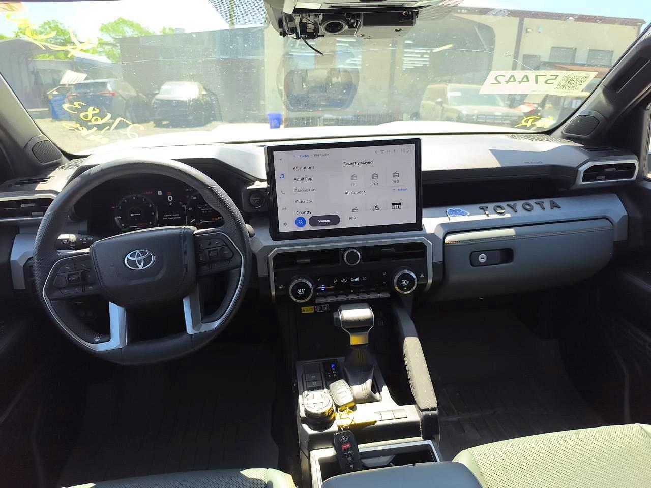 TOYOTA TACOMA