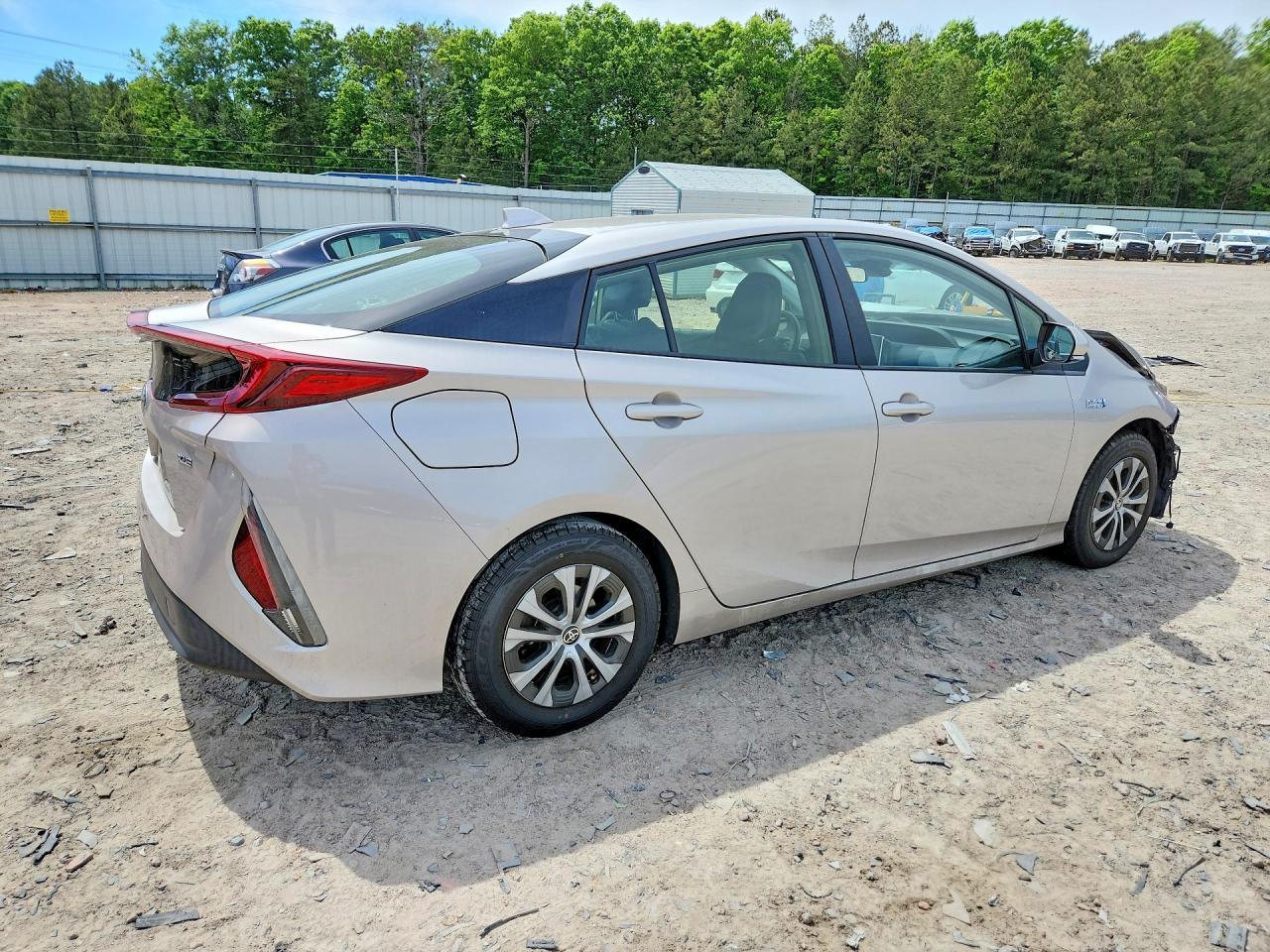 TOYOTA PRIUS PRIME