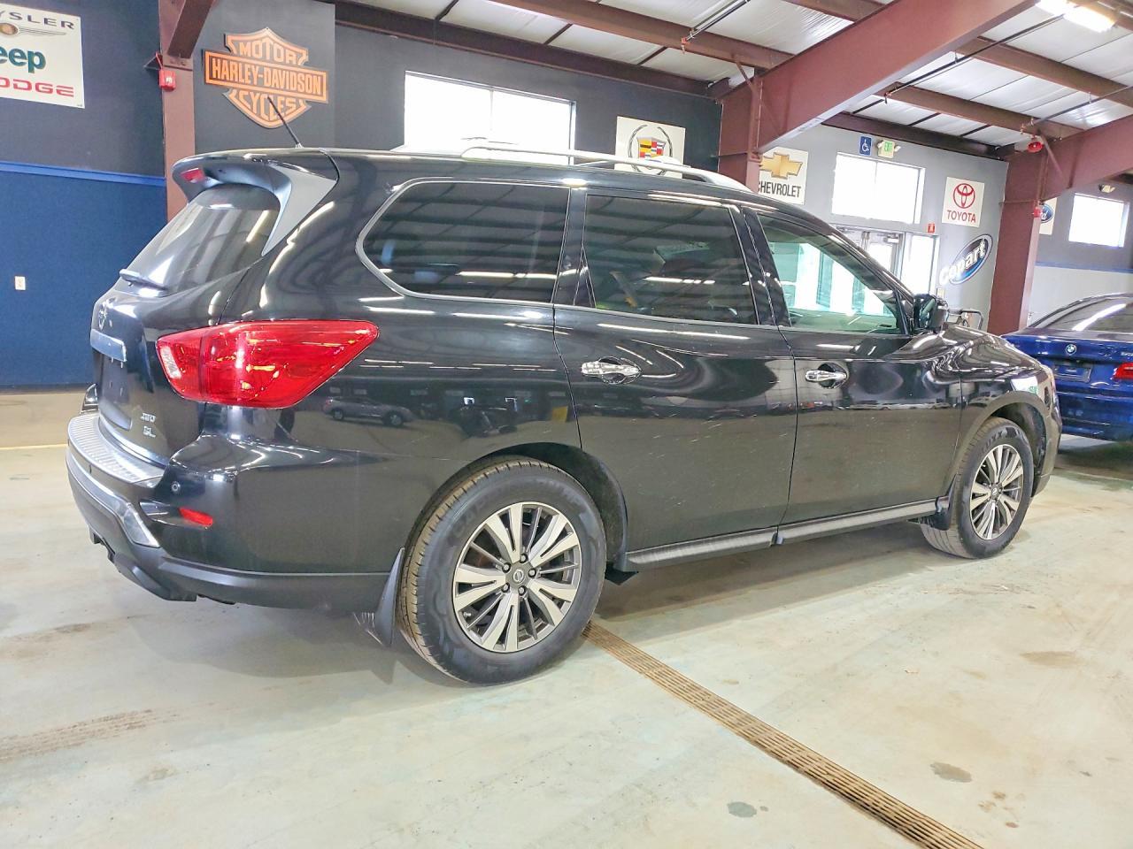 NISSAN PATHFINDER