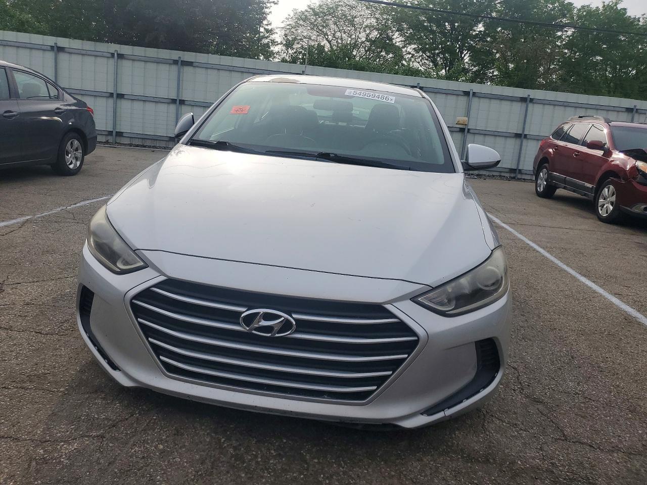 2017 HYUNDAI ELANTRA — фото 5