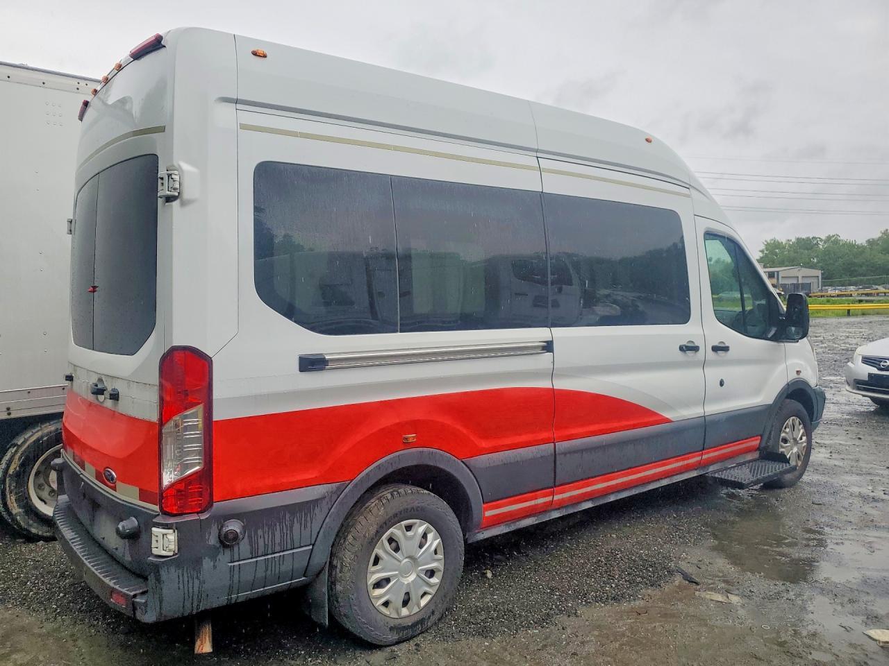 FORD TRANSIT