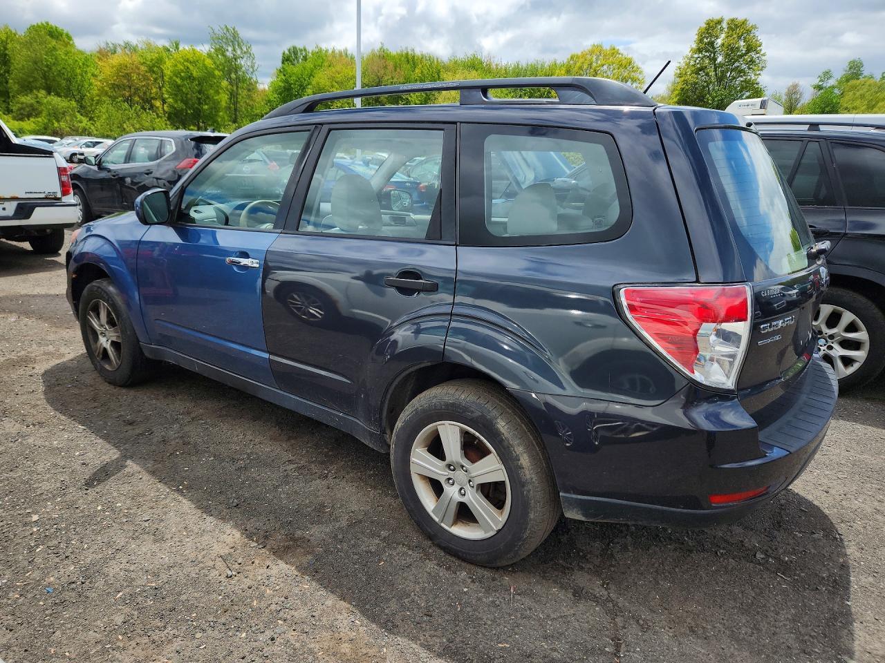 2013 SUBARU FORESTER — фото 2