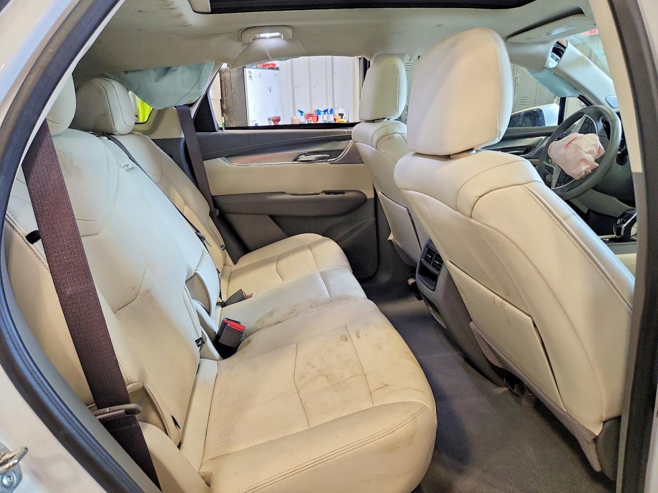 2025 CADILLAC XT5 — фото 11