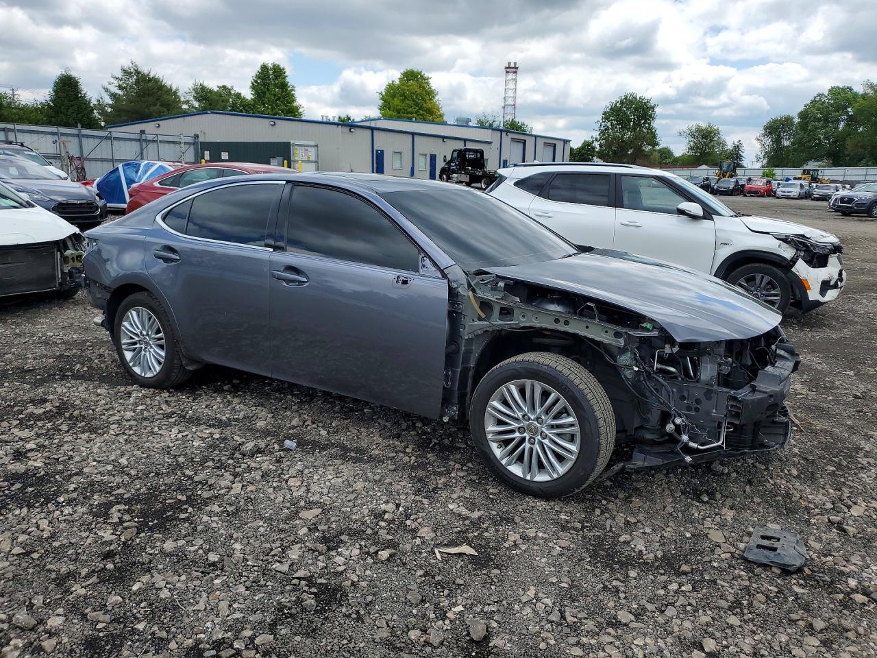 2015 LEXUS ES 350 — фото 4