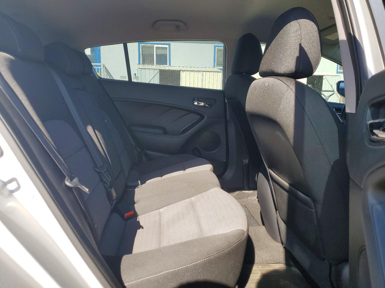 2015 KIA FORTE — фото 10