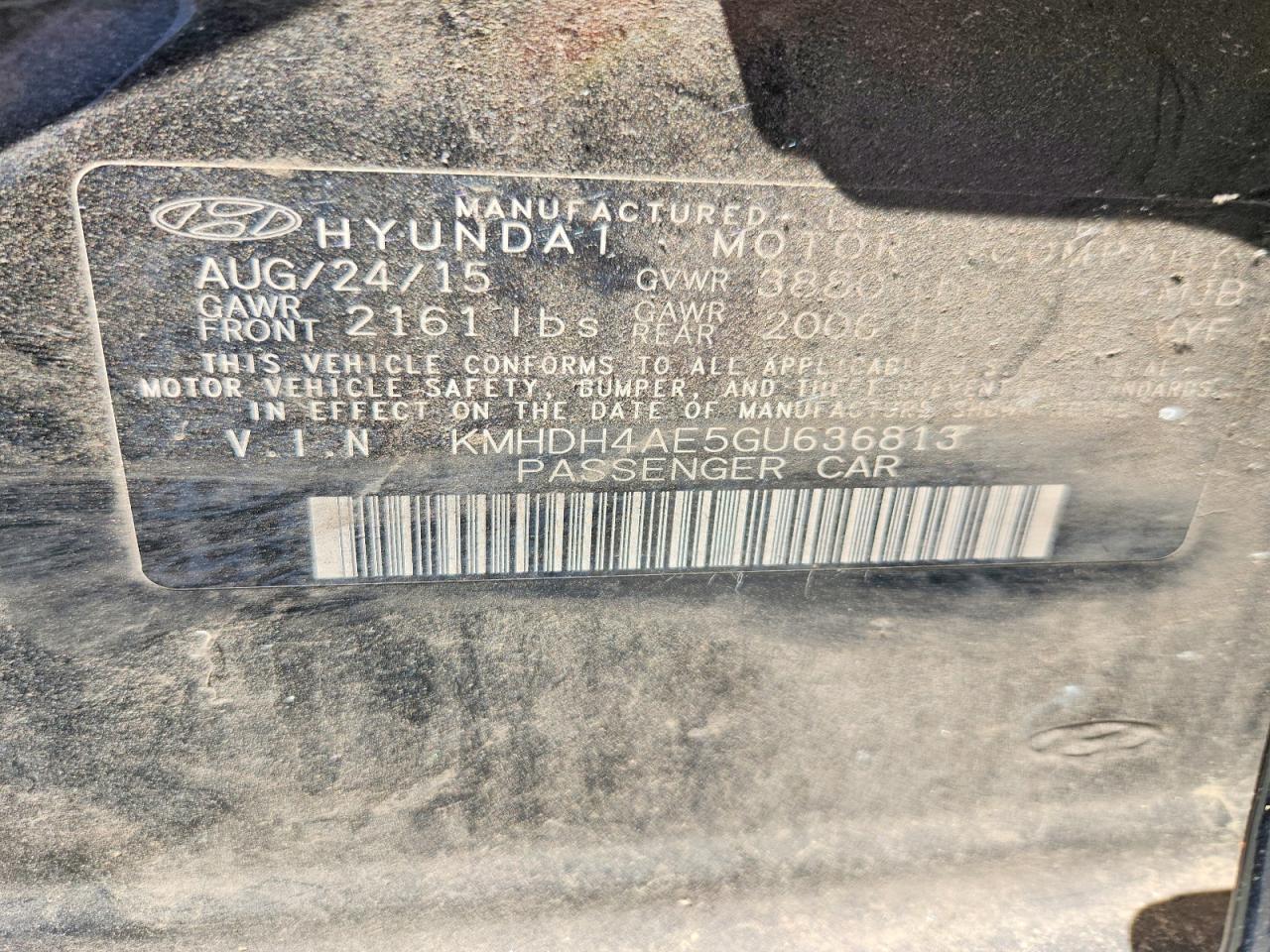 HYUNDAI ELANTRA