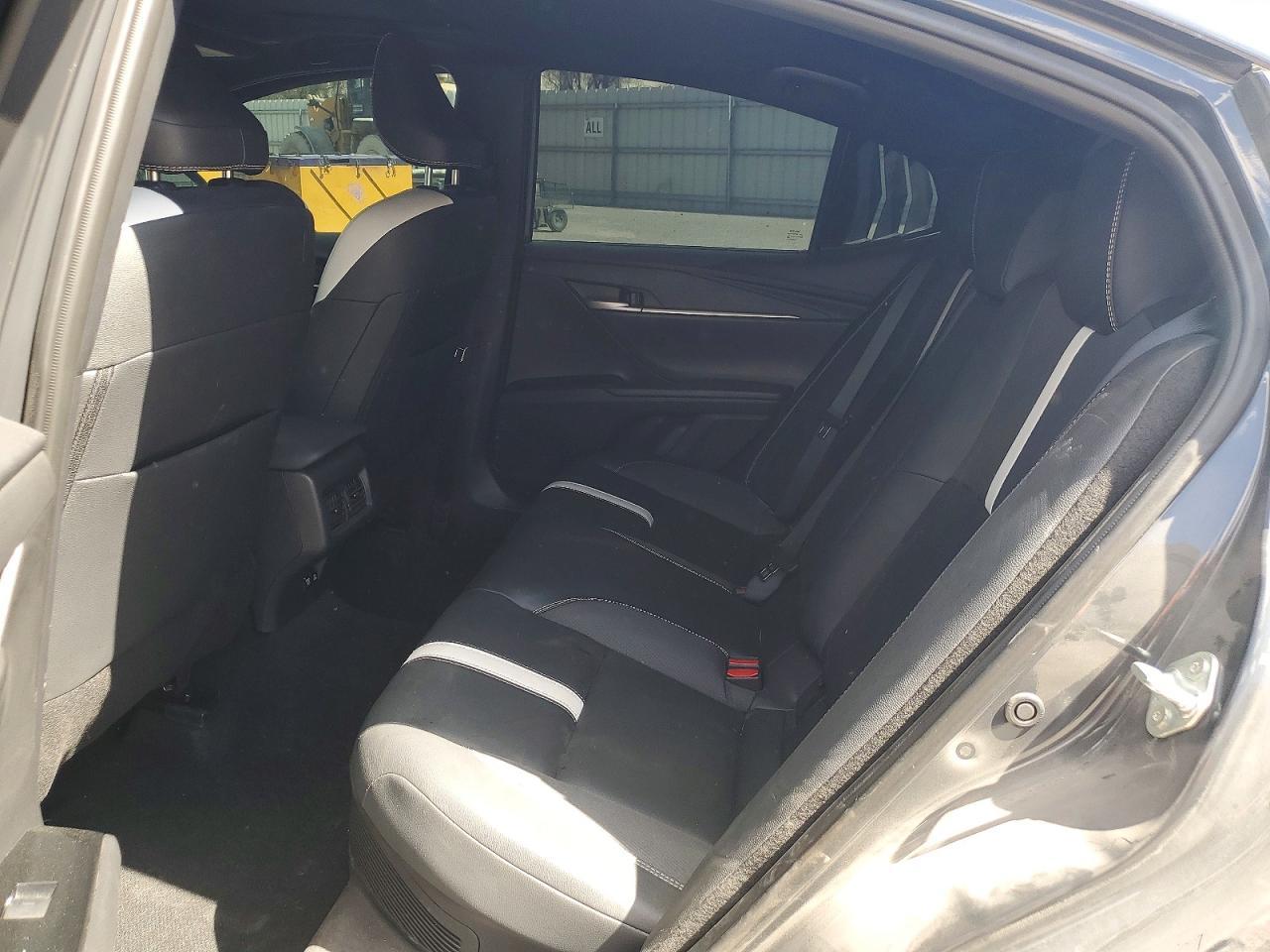 2025 TOYOTA CAMRY HYBRID — фото 10
