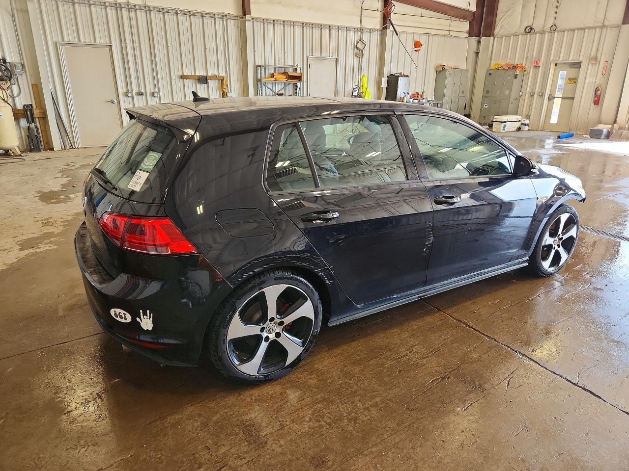 2015 VOLKSWAGEN GOLF GTI — фото 3