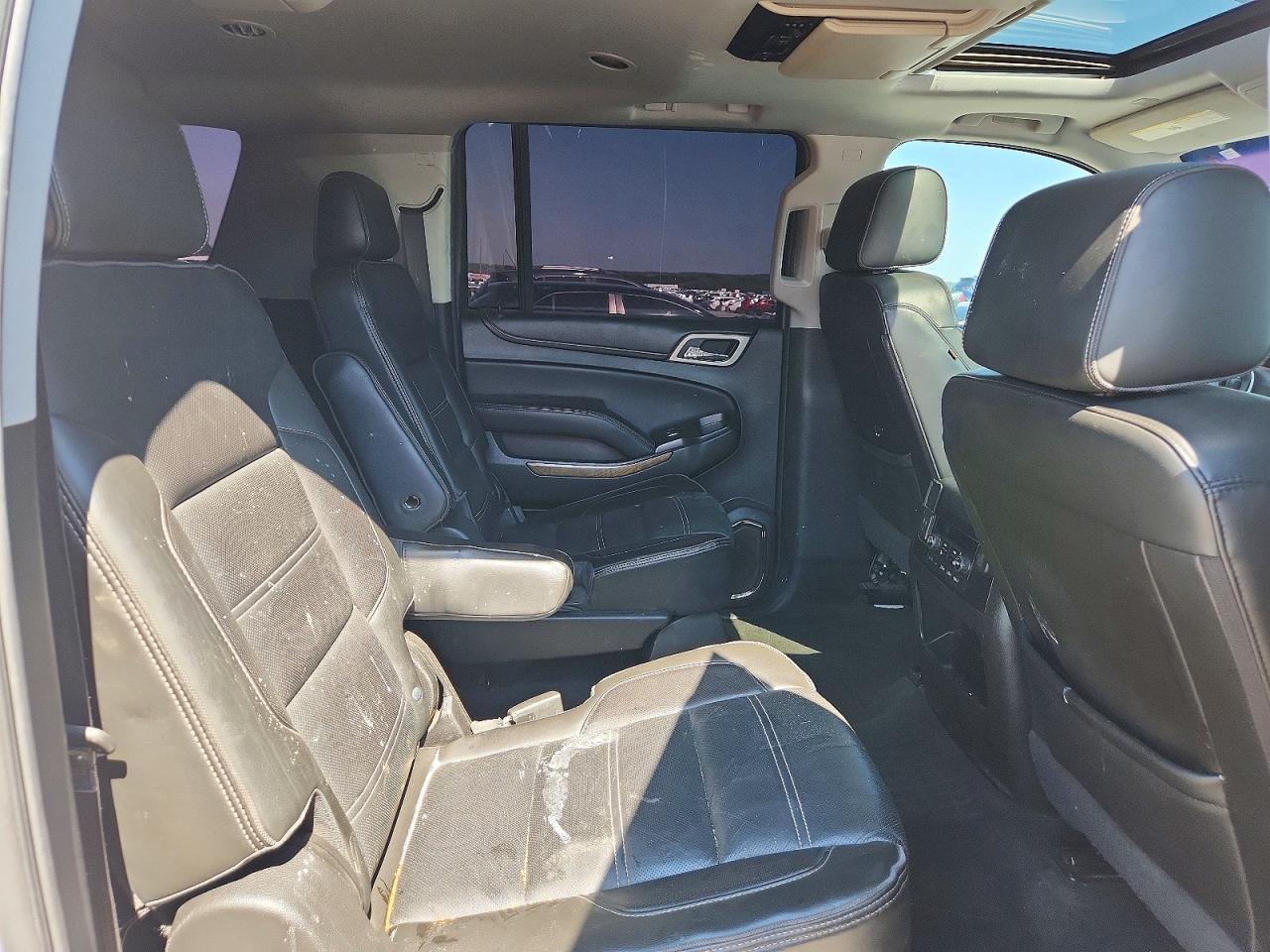 GMC YUKON