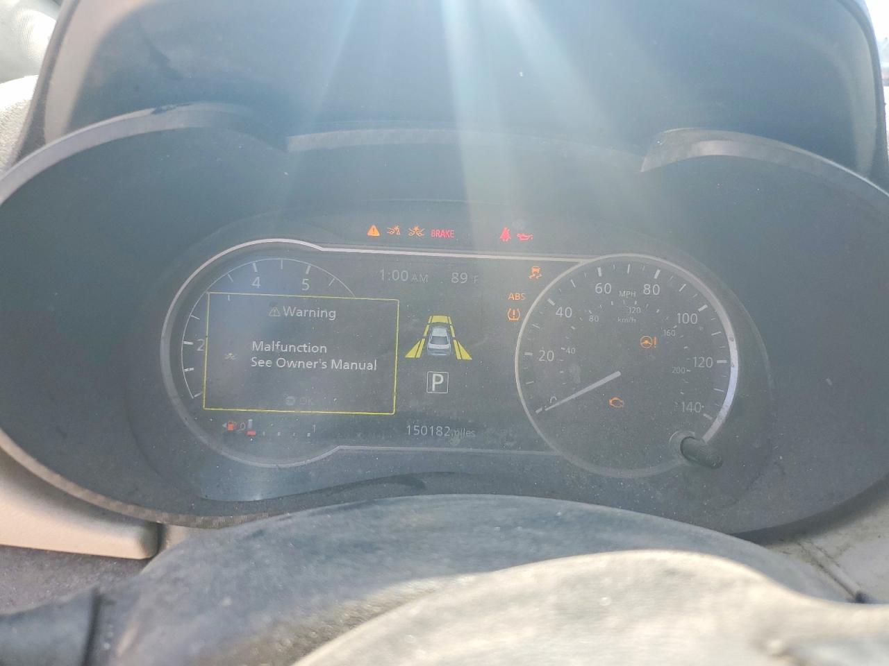 NISSAN VERSA