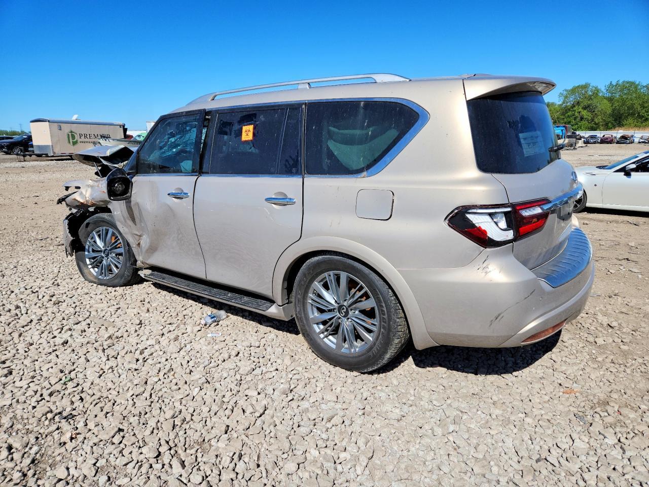 INFINITI QX80