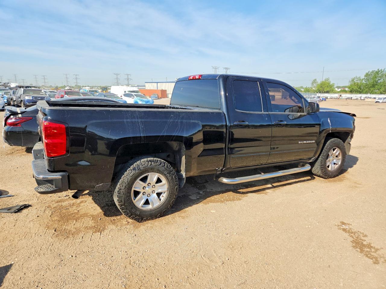 2017 CHEVROLET SILVERADO 1500 — фото 3